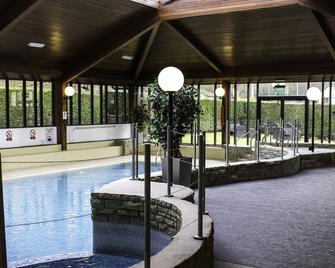 Airport Inn Manchester - Wilmslow - Pool