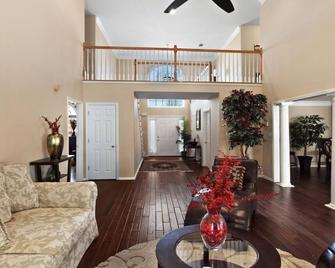 Check Out Our Weekday Specials!!! If looking to book send a request - McDonough - Living room