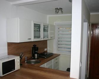 Ferienwohnung Am See 55 - Bad Saarow - Kuchnia