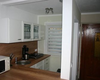Ferienwohnung Am See 55 - Bad Saarow - Keuken
