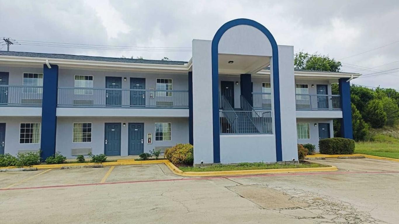 Heights Inn by Townhouse Harker Heights, TX