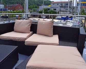 Houseboat Leni, Flensburg - Flensburgo - Balcón