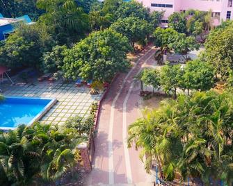 Rangamati Garden Resort - Bolpur - Pool