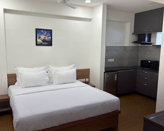 Palladium Luxury Suites Financial District Unit II - Hyderabad - Habitación