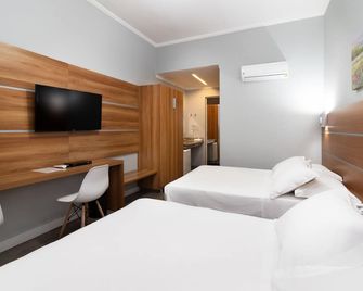 Hotel KK - Itu - Slaapkamer