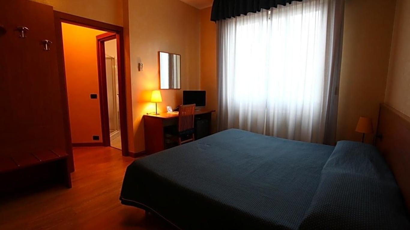 Hotel Lincoln