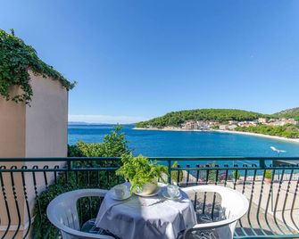 Apartments Moloco (79241-A2) - Drvenik - Gradac - Balkon
