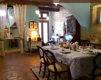Romantic b&b in the heart of Gubbio - Gubbio - Salle à manger
