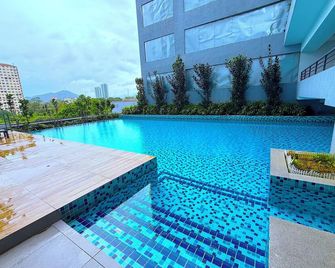 Neu Suite, Family Unit - Jelatek Lrt Gleneagles Hospital - Kuala Lumpur - Piscine