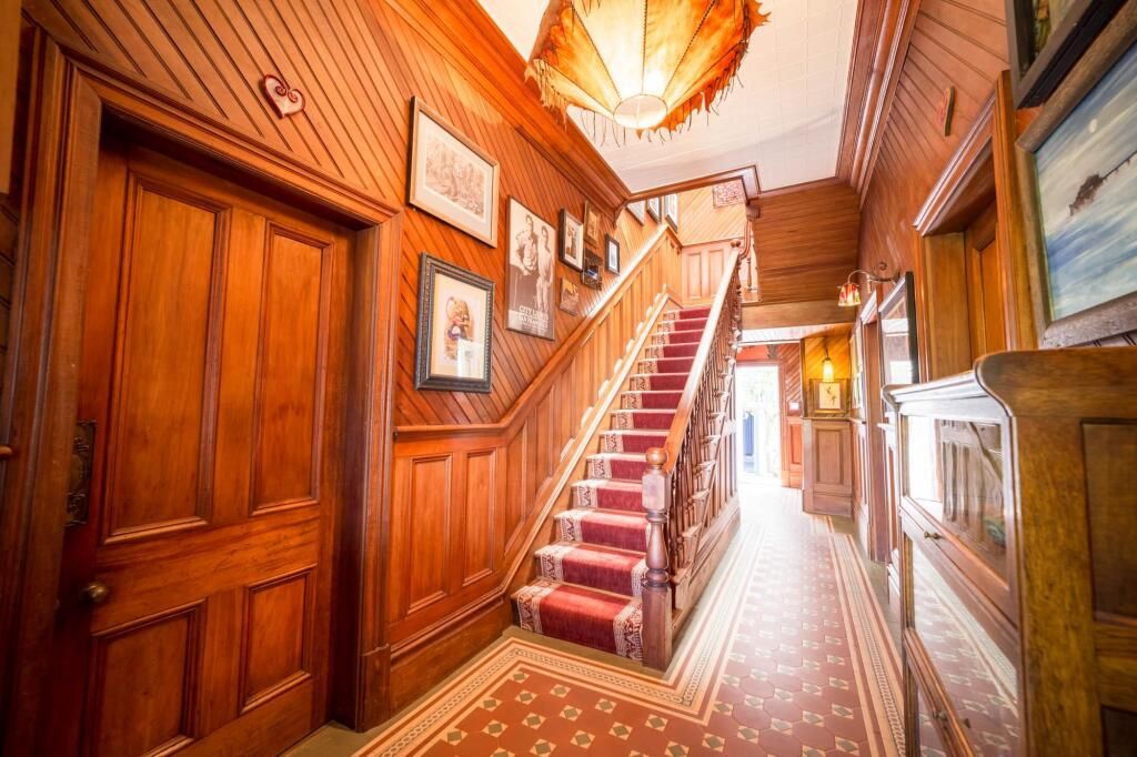 Shady Rest Bed & Breakfast - טקאקה - מסדרון