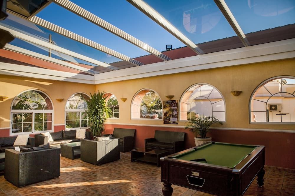 Hotel Los Arcos - נרחה