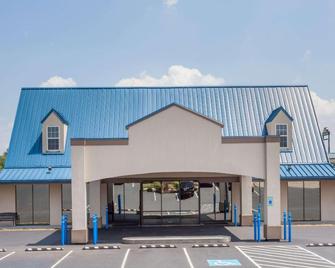 Rodeway Inn Owensboro South - Owensboro - Building