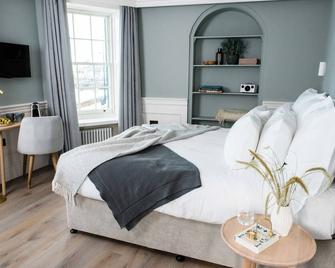 One Shore Street - Donaghadee - Schlafzimmer