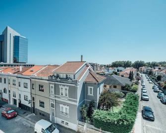 Swissporto Guest House - Porto - Building