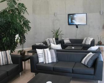 Allegra Gsp Sport Center - Nicosia - Living room