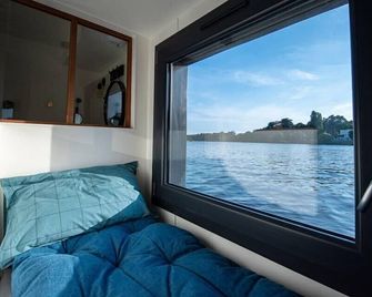 La Rivière House - Péniche Carpe Diem - Nantes