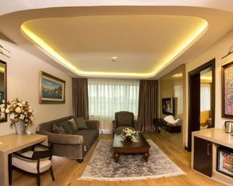 Eretna Hotel - Sivas - Obývací pokoj