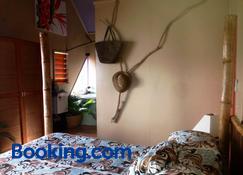 Naveria Heights Lodge - Savusavu - Slaapkamer