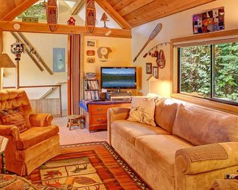 Weekend Hideout - Coles Corner - Sala de estar