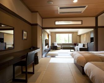 Lake Shikotsu Tsuruga Resort Spa Mizu No Uta - Chitose - Camera da letto