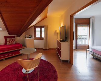 Hotel Restaurant Pessets & Spa - Sort