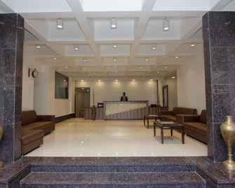 Highland Resort - Lonavala - Hành lang