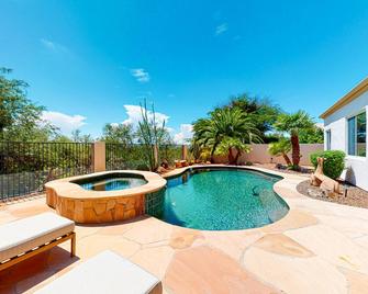 Dove Mountain Paradise - Marana - Bazén