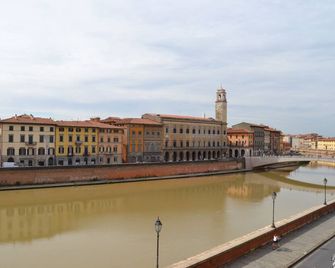 You & Me - Pisa