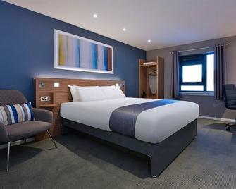Travelodge Plus Edinburgh Park - Juniper Green - Slaapkamer