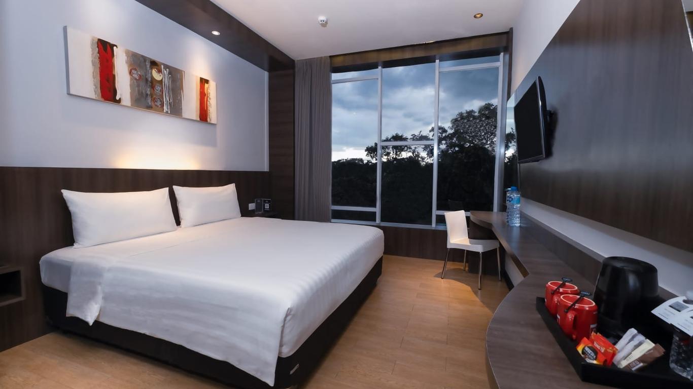 Hotel Neo Dipatiukur
