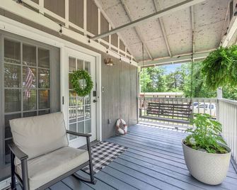 Lake Getaway at Lake Herrington with Golf Cart - Lancaster - Balcón