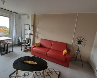 T1 City Center - Saint-Denis - Wohnzimmer