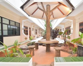 Basra Syariah - Tuban - Lobby