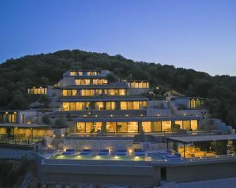 Azur Retreat - Vathi - Edificio