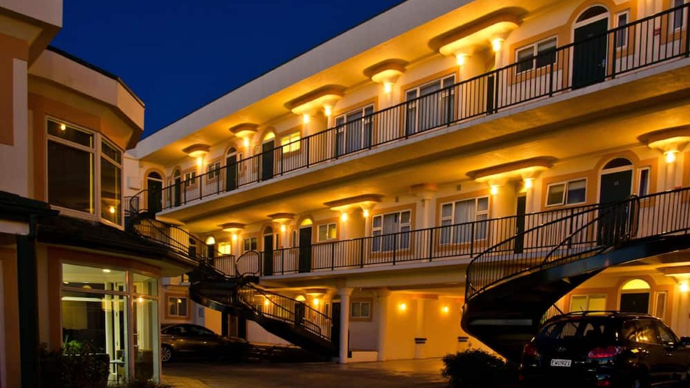 Beachfront Motel
