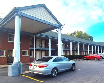 Capital O Elite Inn & Suites South Holland I 94 - South Holland - Building