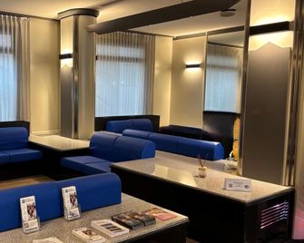 Sure Hotel by Best Western Milano - Padua - Bar