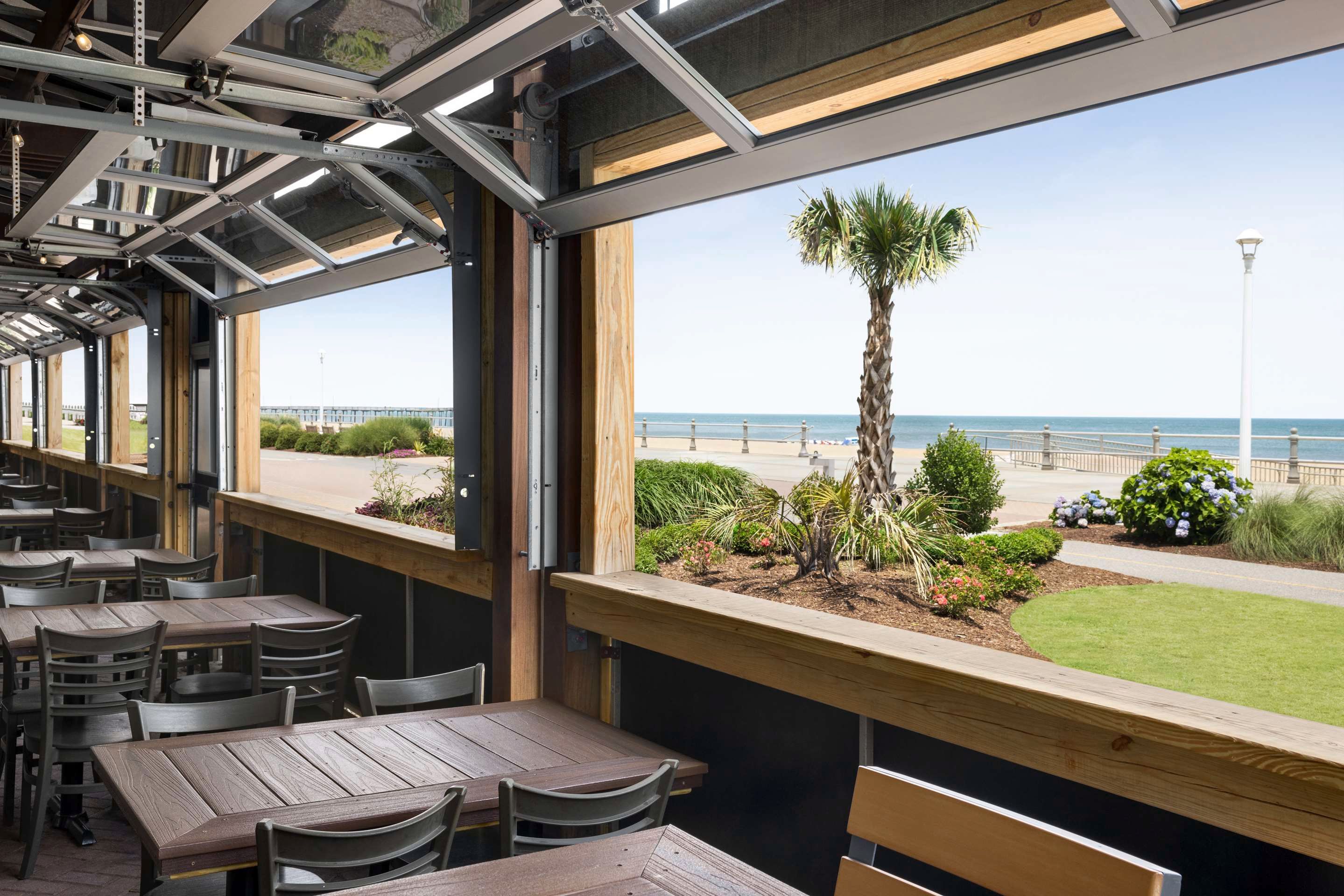 Restaurant view of Hampton Inn Virginia Beach-Oceanfront South