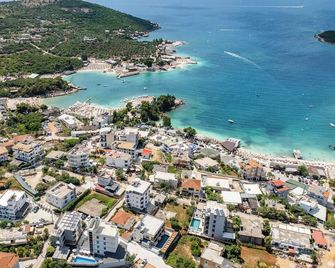 Aura Mare Hotel - Ksamil