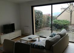 Le DenysPuech 55m2 plein centre avec jardin! - Rodez - Living room