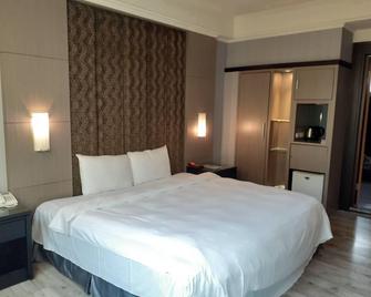 Beverly Garden Motel - Chiayi - Schlafzimmer
