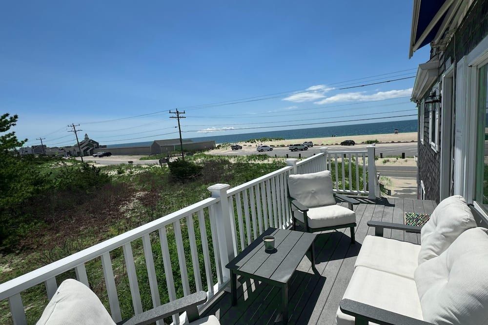 Ocean Cottage for 2 (maybe 4 - Centerville - Parveke