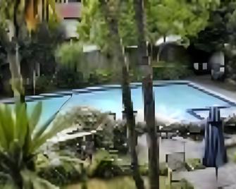 Mt Albert Motor Inn - Auckland - Piscina