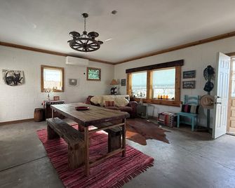The Rusty Buffalo in charming Fort Davis - Fort Davis