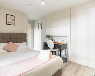 Bloomfield 2 - Lancaster - Bedroom