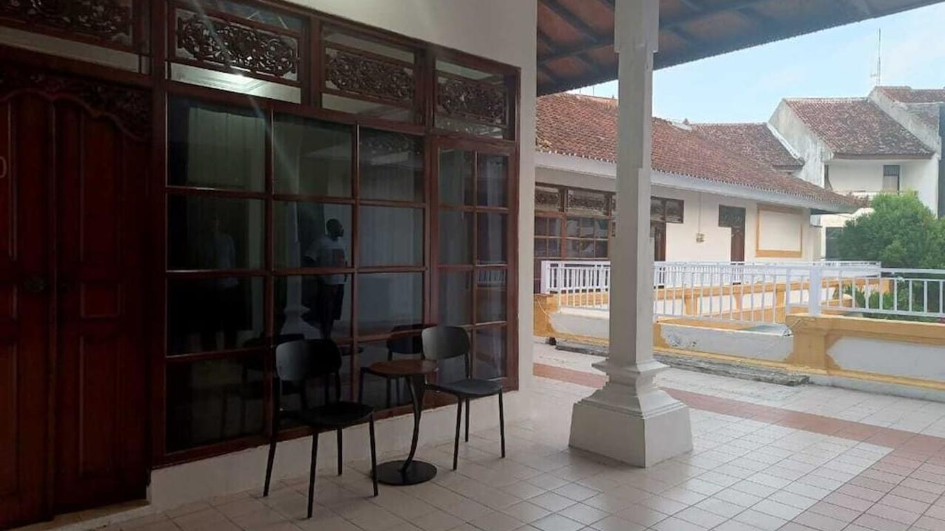 Natasya Suite Kuta Beach Hotel