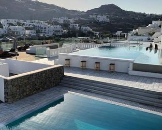 The George Hotel Mykonos - Platis Gialos - Pool