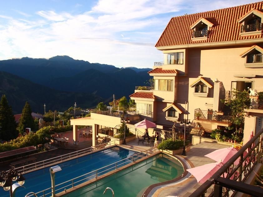 Chunjing Hill View Villa - רן-איי - בריכה