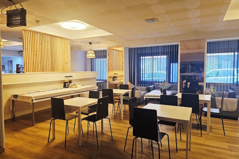 هوتل ماريسول