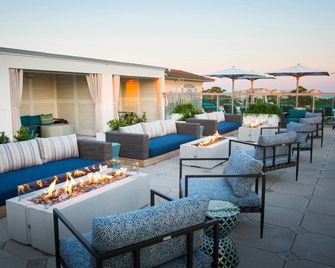 Courtyard by Marriott Hilton Head Island - Hilton Head Island - Hàng hiên